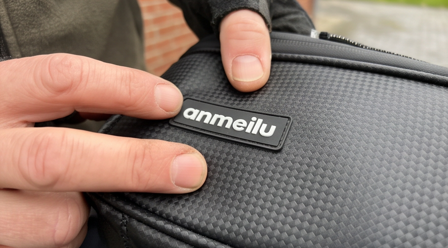ttbddm fahrradtasche mit reflexstreifen aus der Nähe betrachtet